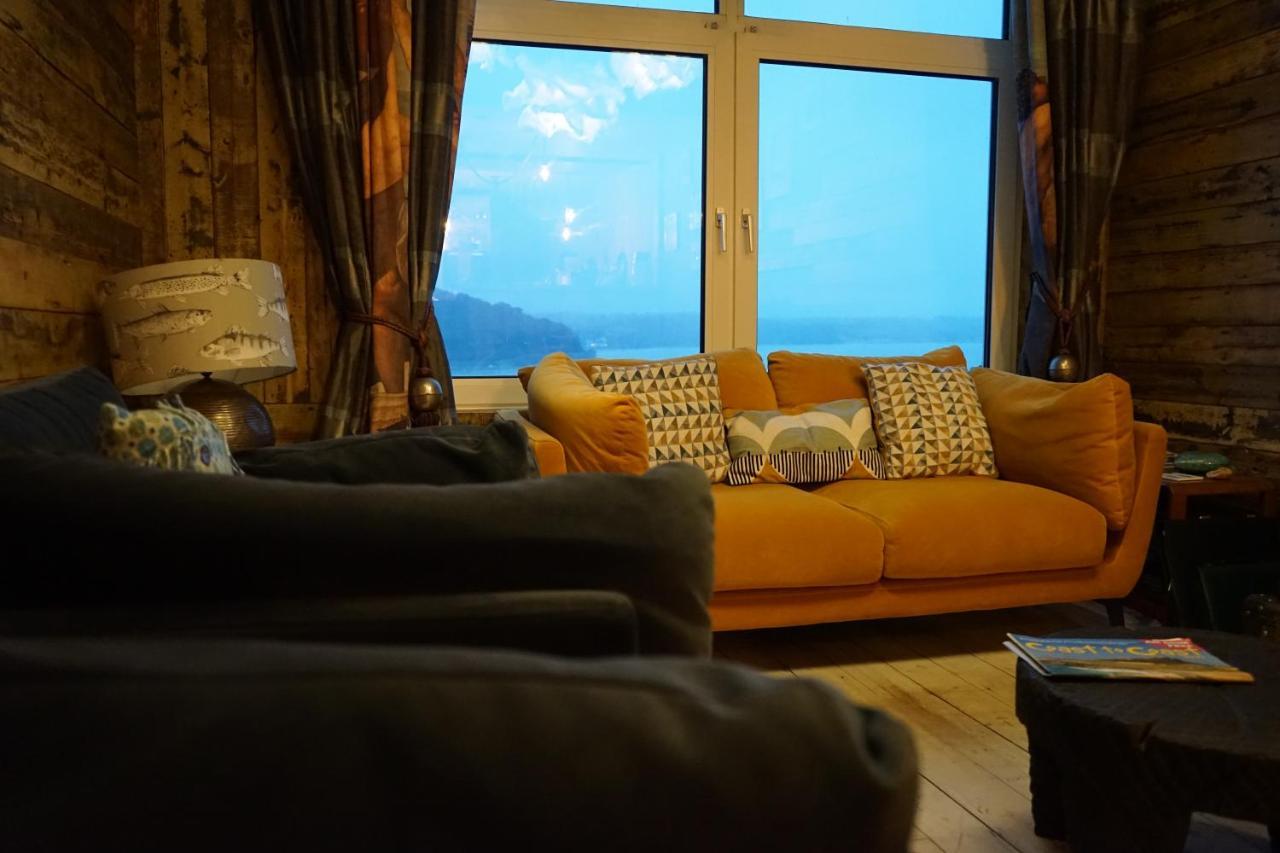 Beach House With Sea Views Over Saundersfoot Bay Екстериор снимка
