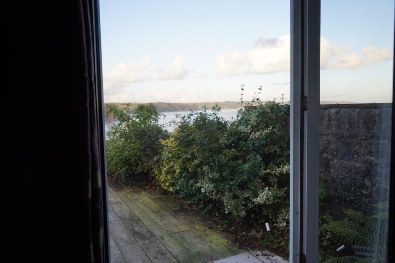 Beach House With Sea Views Over Saundersfoot Bay Екстериор снимка